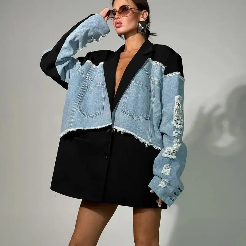 Women's Distressed Denim Patchwork Black Blazer, A Niche, Designer-style Loose Casual Color-block Jacket, Perfect For Spring, Autumn And Winter
