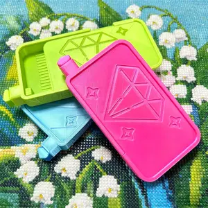3D Printed Ship-Shaped Diamond Painting Tray with Slide Cover – Storage Box for DIY Drills & Toolsfor DIY Mosaic Embroidery Accessories