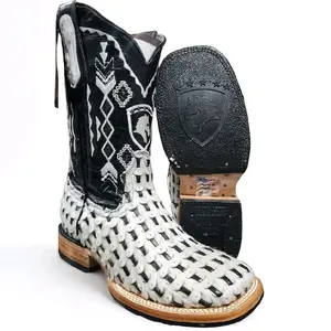 Leather/Fur Basketweave Square Toe Boot/ Bota de Petatillo Pelo Vaquero