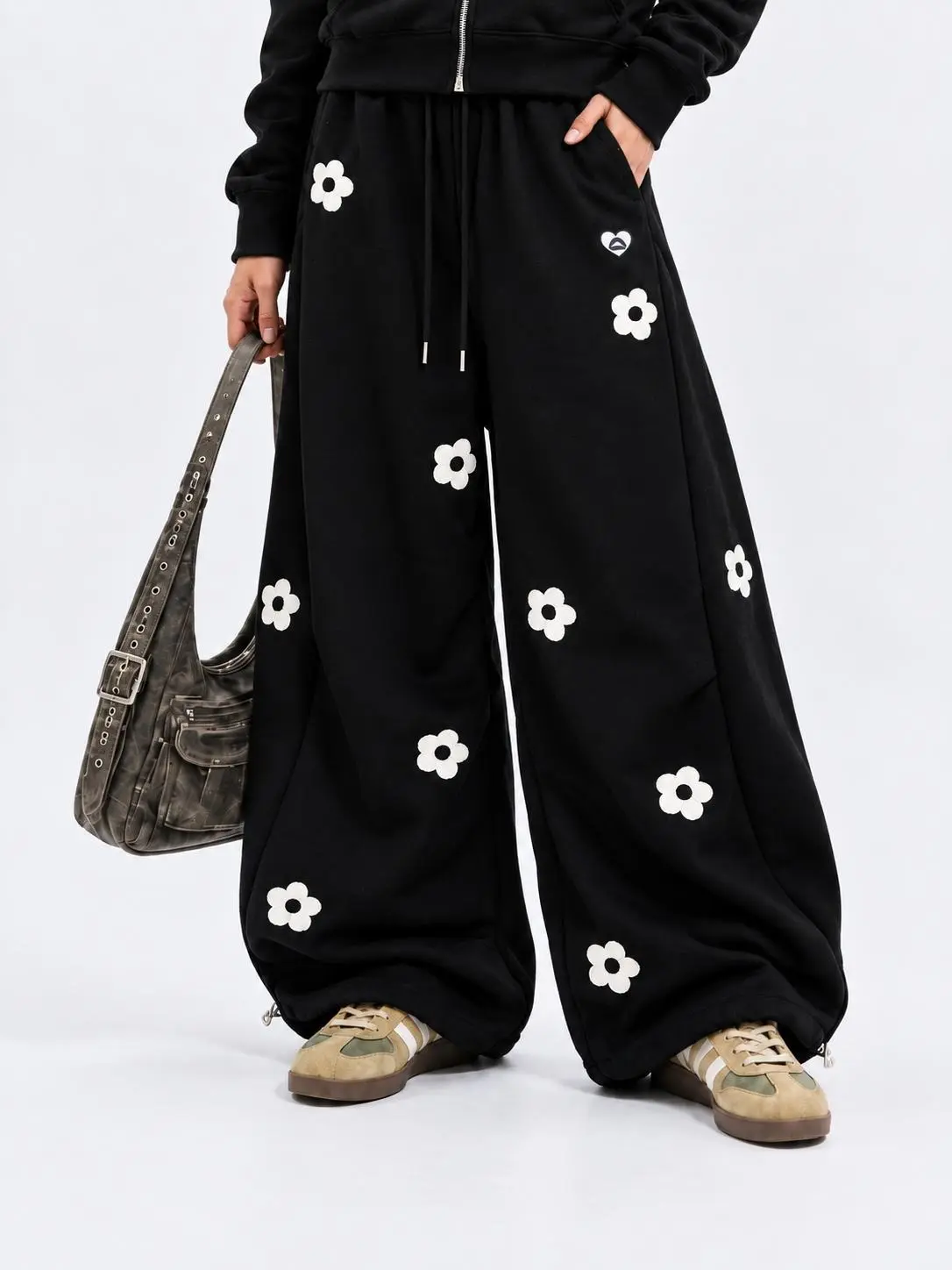 Aelfric Eden Unisex Floral Towel Embroidery Baggy Barrel Sweatpants Elastic Waist Drawstring Casual Pants Y2K  Streetwear Loose Fit Vintage Joggers,summerwins,clothes for back to school,first day of school outfits