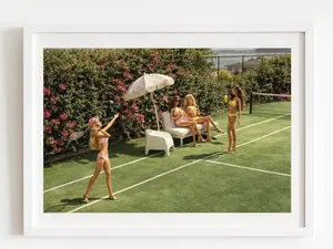 [Up to 65% Off][Free Shipping][No Frame] Slim Aarons Inspired Tennis Court Fashion Art Print Retro Glam Poolside Doll Scene