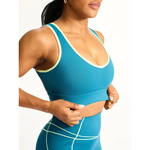 Airbrush Maraschino Sports Bra - Nile Multi