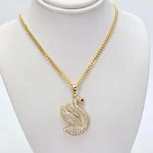 cisne swan pendant and chain size 23 inches