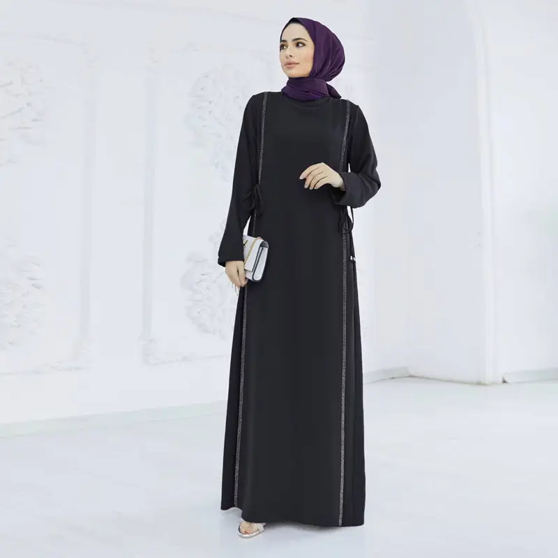 Women’s Elegant Abaya – Modest & Stylish