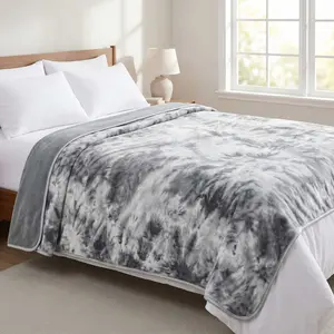 1PC Cool Print Bedspread is suitable for hot sleepers, for night sweats, a cool, soft, lightweight summer sofa blanket, suitable for sofa bed blankets, afternoon nap blankets, gifts for women, and summer cover blankets.