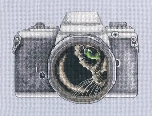 Catographer M1037 Counted Cross Stitch Kit