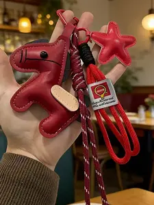 Niche Pu Leather Pony Keychain/Keyring/Keychain/Bag Hanging Accessory, Pu Leather Five Pointed Star+Pony+Hand Woven Rope, Fashionable And Unique New Year's Gift, Valentine's Day Gift.