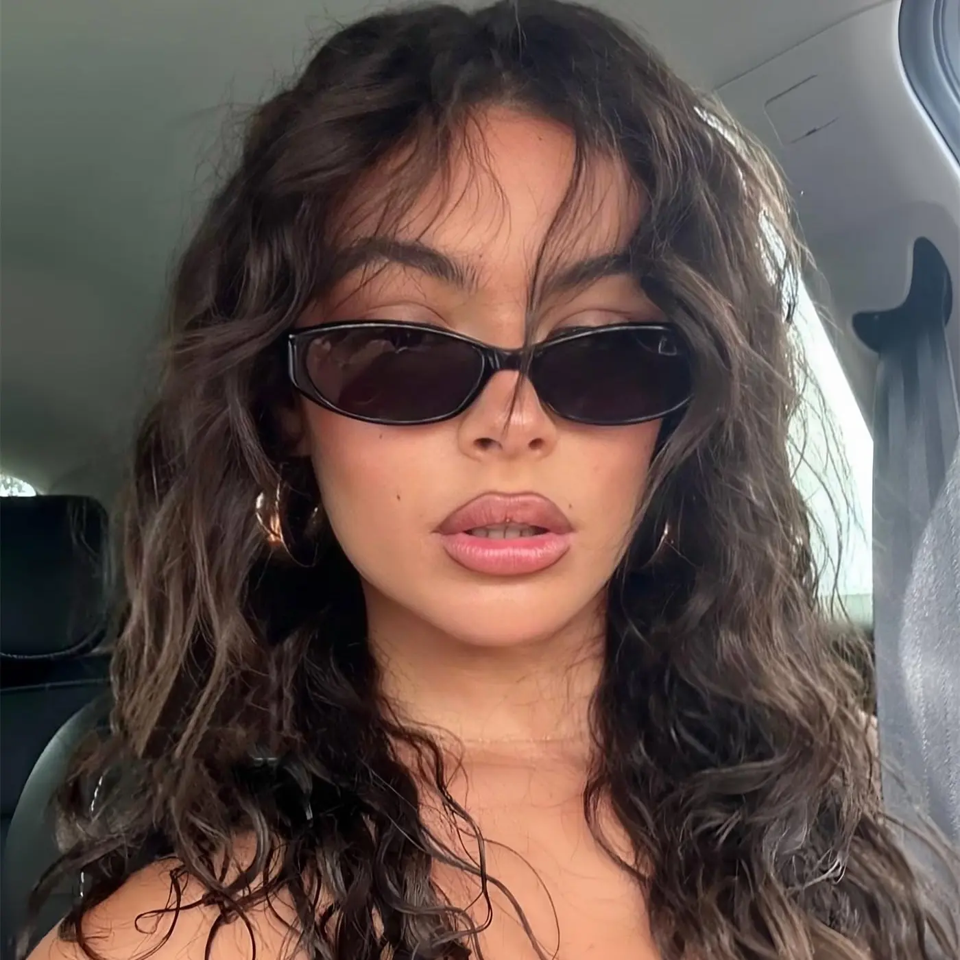 Retro Oval Sunglasses for Women Chic Cat Eye 90s Sunnies Lightweight Narrow Shades Trendy UV protection Sun Glasses