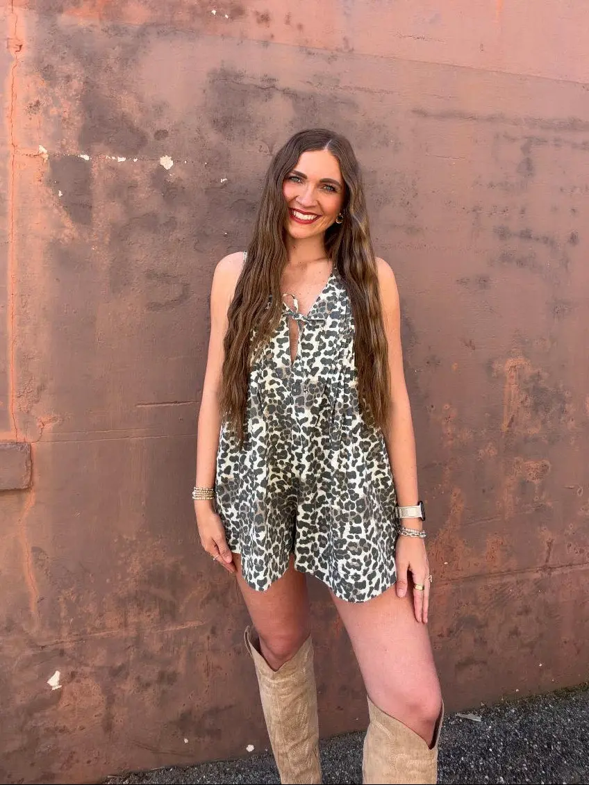 Sleeveless Printed Romper Leopard