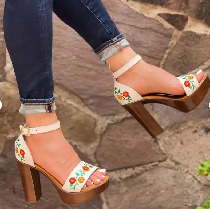 Diva Heel White