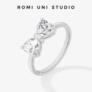 Classic D VVS1 Color Heart Cut 1 CT Synthetic Moissanite Ring for Women Adult 925 Sterling Silver Rings Engagement Wedding Jewelry Gift, Heart Shaped Ring, Solitaire Engagement Rings