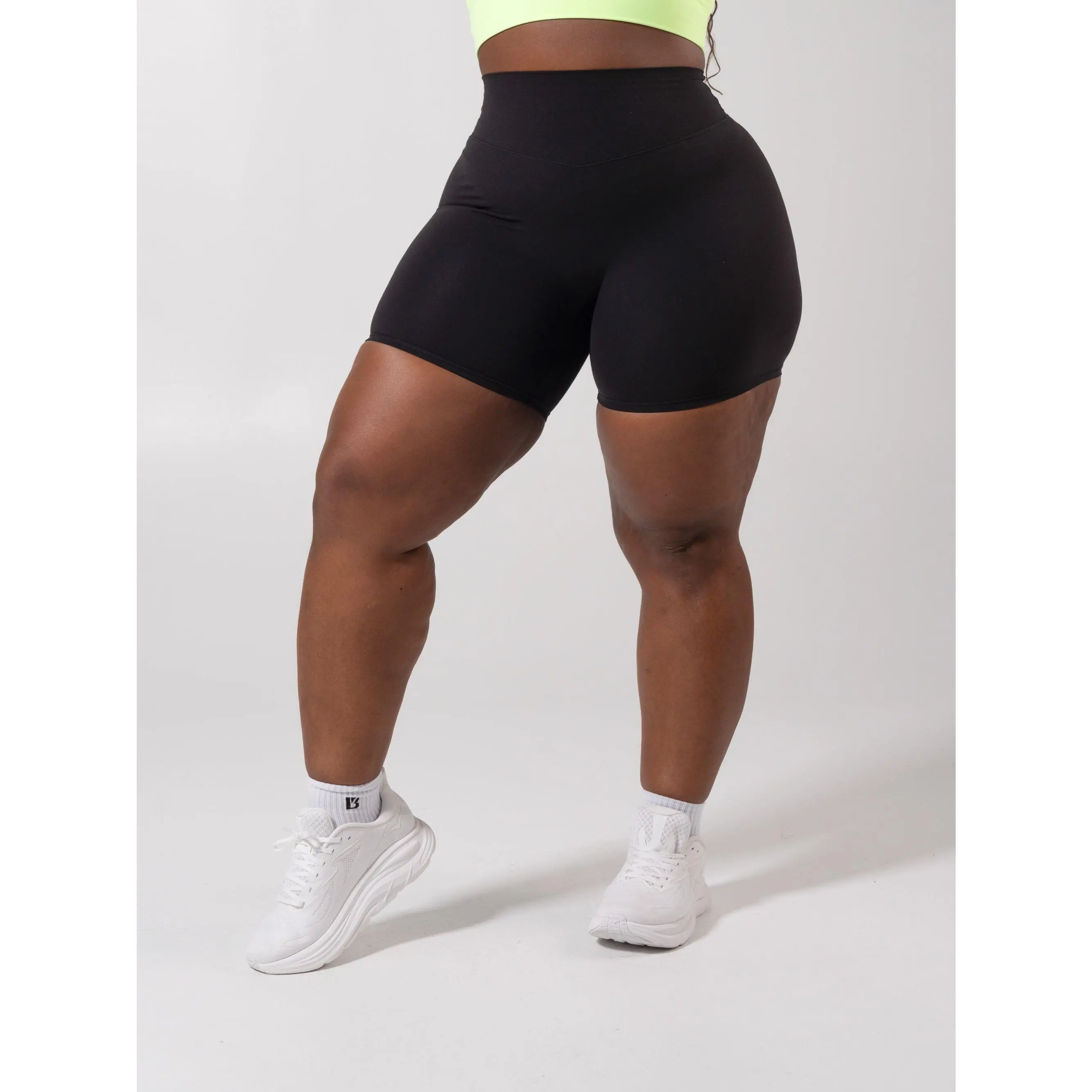 Micro Legacy Short 6" - Onyx Black