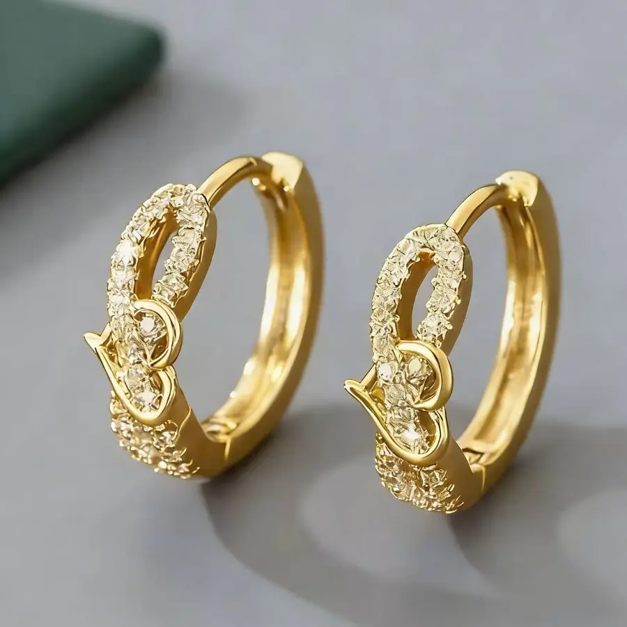 Women's Dainty Heart-Shaped Hollow Zircon Hoop Earring Sets, Love-Themed Costume Jewelry Stack for Mother's Day, Artificial Zircon Earrings, Ear Stacking, Love Theme, Gold Hoop Charm Stack Earrings