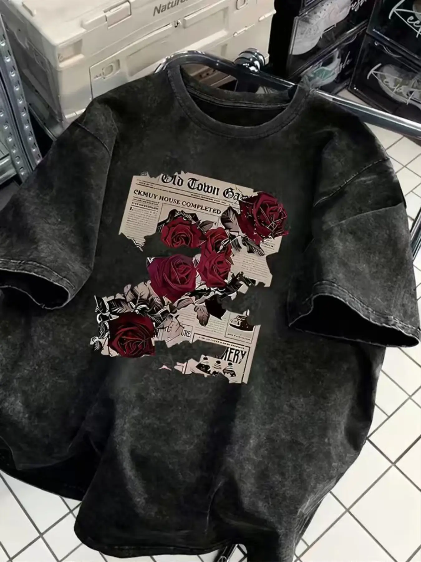 Vintage Washed Rose Newspaper Print Oversized T-Shirt, Women's Summer Gothic Streetwear Fashion Tee, Loose-Fitting, All Seasons, Clothes