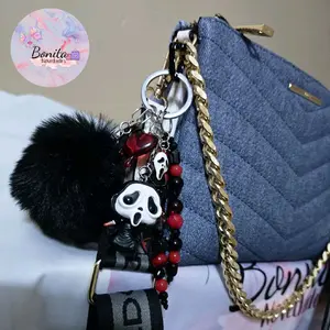 Pocket FunkoPop Ghost face Keychain