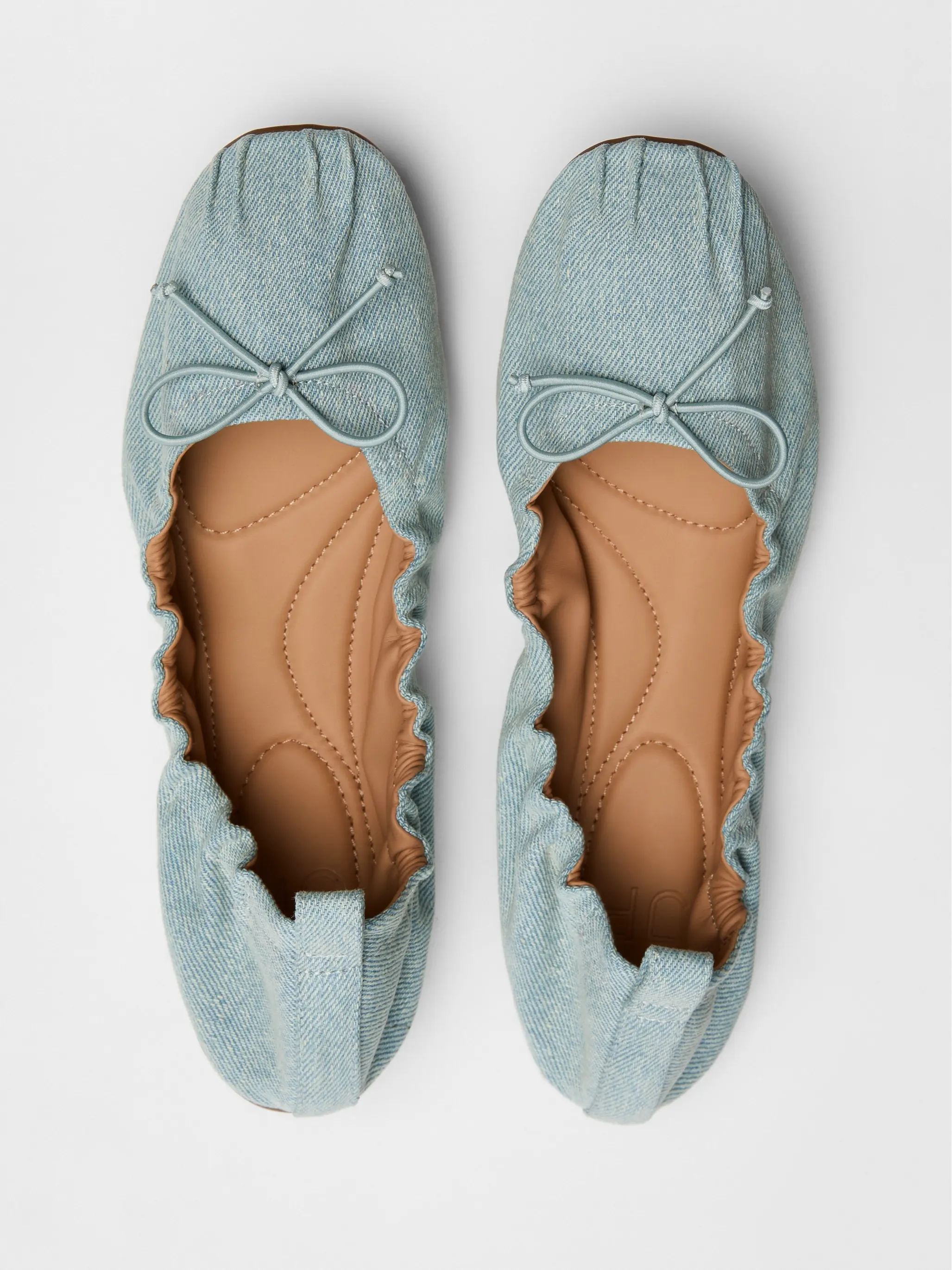 JUST FAB Women's Casual Ballerina Flats - Round Toe, Bow Detail, Ruched Edge Slip-On, Eco Leather, Antislip, Breathable, Lightweight, Arch Support Shoes for Back to School Campus Walking Everyday Wear