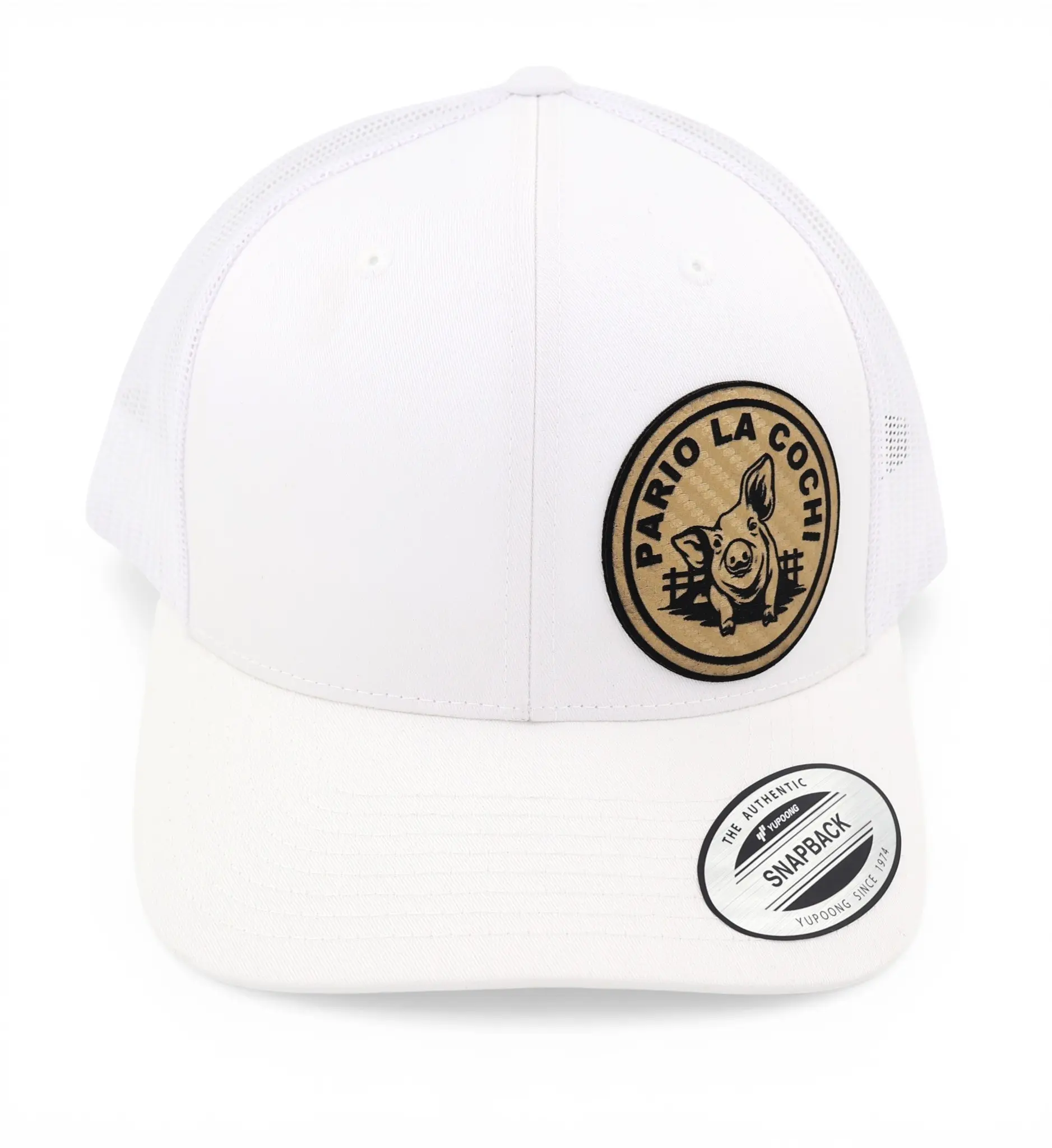 PARIO LA COCHI Trucker Hat - White with Logo, Adjustable Fit, Classic Design, Adjustable Closure, Suitable for Outdoor Activities