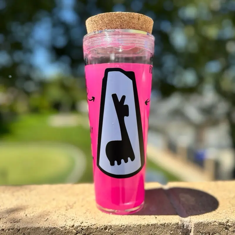 Kuzco's Poison Traveler Tumbler - Unisex Adult Portable Reusable Plastic Water Bottle with Bold Kuzco Art, Lid, Permanent Vinyl, Hand Wash Compatibility, Washable Poison-Tumbler Look (Kitchenware Drinkware)