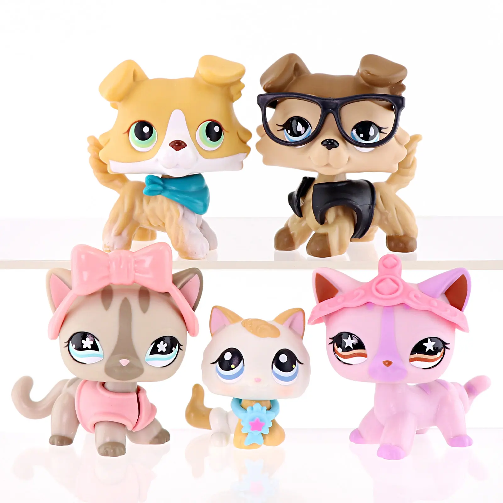 5 Pcs Cute Mini Cartoon Pet Figurines Set, Mixed Collie Puppy & Kitten Animal Figures with Dress Up Accessories, Kawaii Collectible Small Animal Toys, Desktop Ornament Decor, Gift for Kids Collectors
