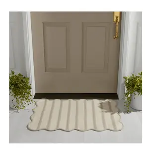 Polyester Scallop Layering Rug Beige Stripe 24" x 36"