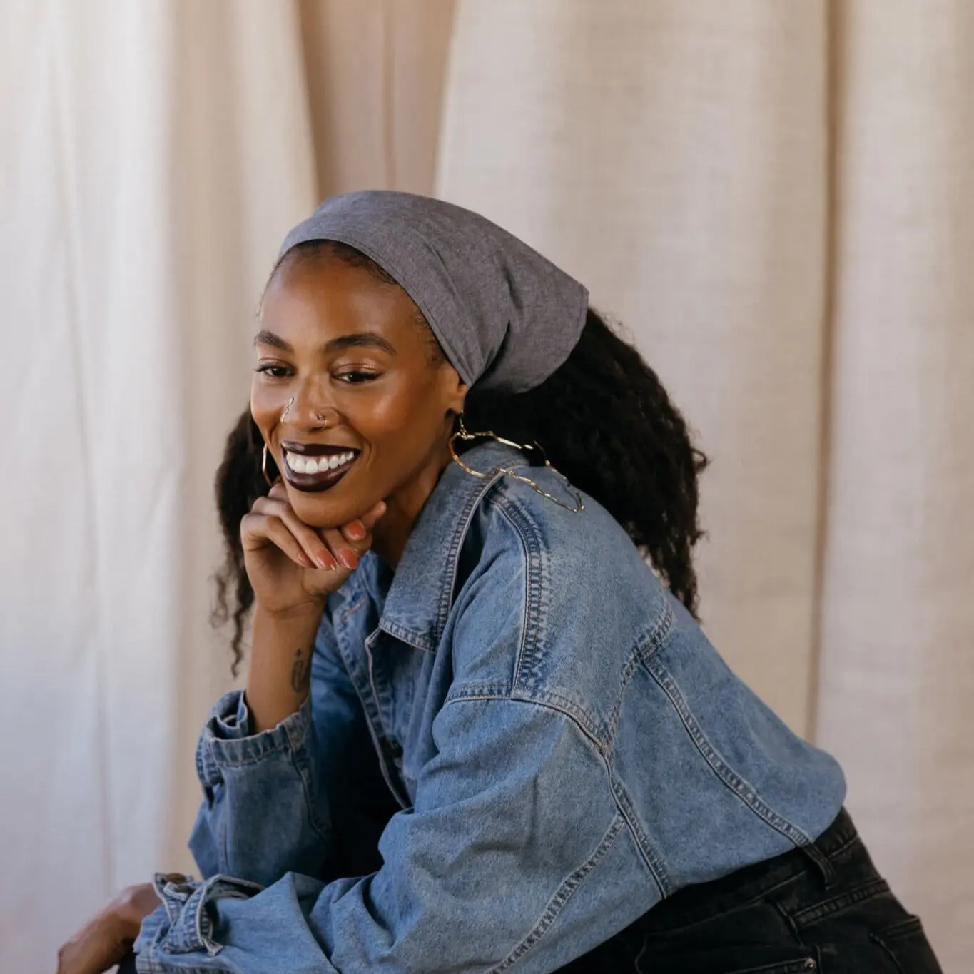 Poze Grey Denim Triangle Bandana