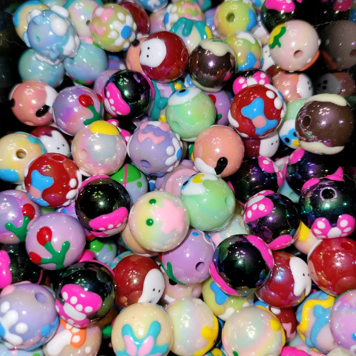 x10 handpainted beads size 16mm acrylic round style beads. you will receive a mix of x10 handpainted beads for diy pens or any jewelry projects.