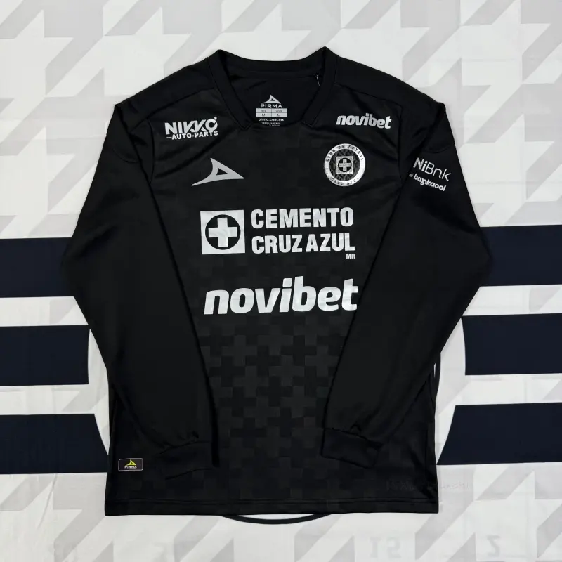 Men's Black Long Sleeve Soccer Jersey, Breathable Athletic Sports Top with an Ergonomic Cut for Training and Competitive Play, Jersey Top, Athletic Top