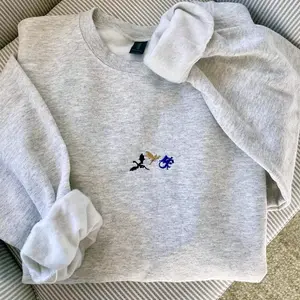 Tiny dragons embroidered sweatshirt & hoodie, Fourth Wing embroidered sweatshirt, booktok, bookish gifts, dragon, basgiath war college crewneck