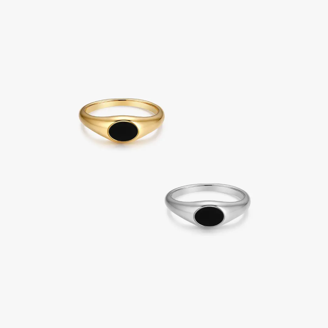 Denise Black Agate Signet Ring