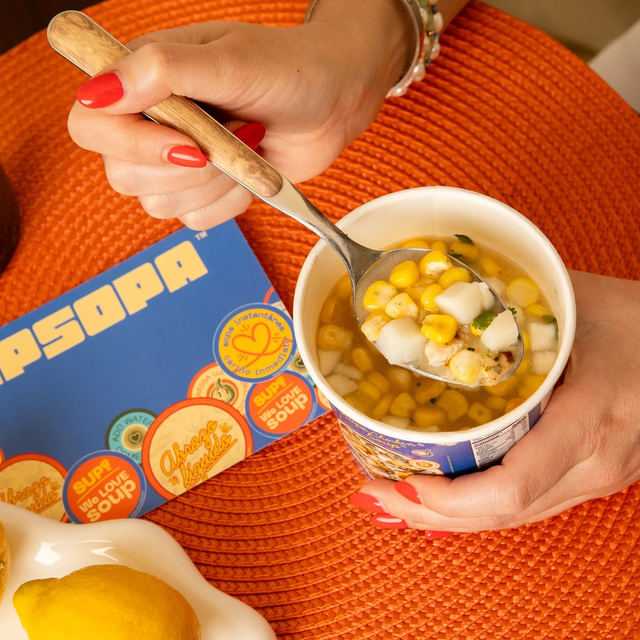 SIPSOPA Chicken Chupe – Authentic Latin Instant Soup (6 Pack) | Organic Chicken, Grade A Corn & Potatoes | Freeze-Dried, High Protein (12 G), Good Source of Potassium, No Sugar Added, No Artificial Colors. Ready in 6 minutes. Just add hot water.