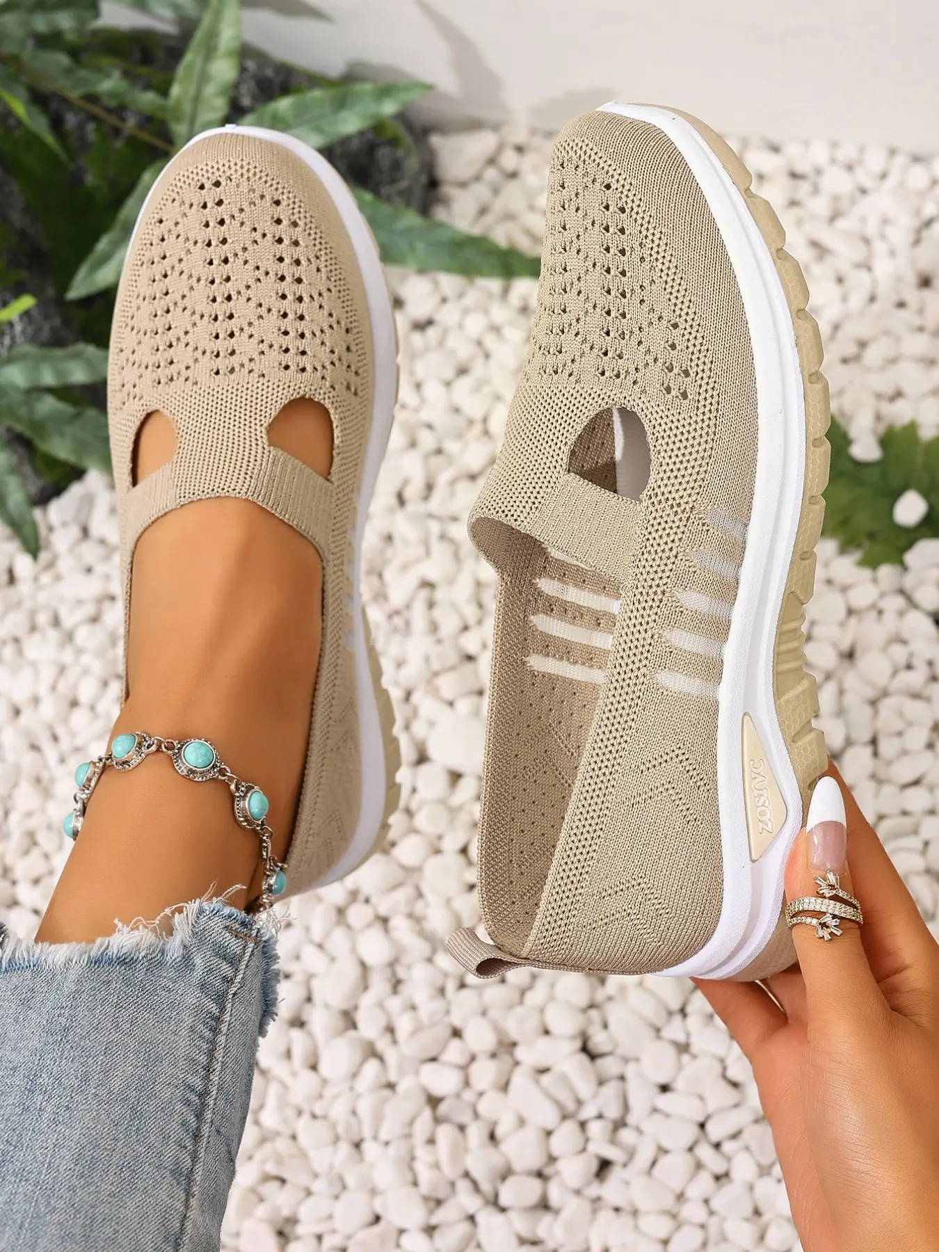 Women's Plus Size Solid Color Casual Sports Walking Shoes, Lightweight Comfortable Slip-On Sneakers, Low Top Breathable Mesh Fabric, Casual Slip Ons, Casual Breathable Footwear, Slip Ins Shoes