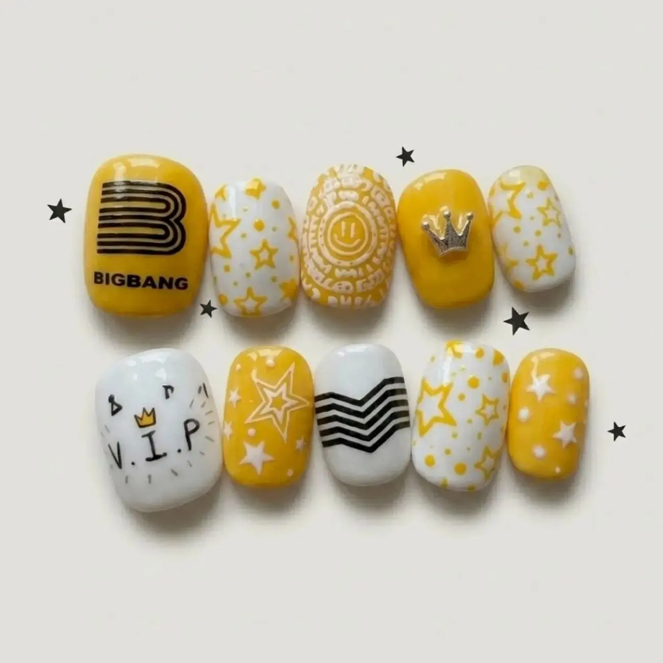 BIGBANG Kpop Press On Nails | Cute Yellow Bang Bong Star & Crown Faux Nails | Handcrafted VIP Doodle Gel Nails | Reusable Kpop Concert Gift