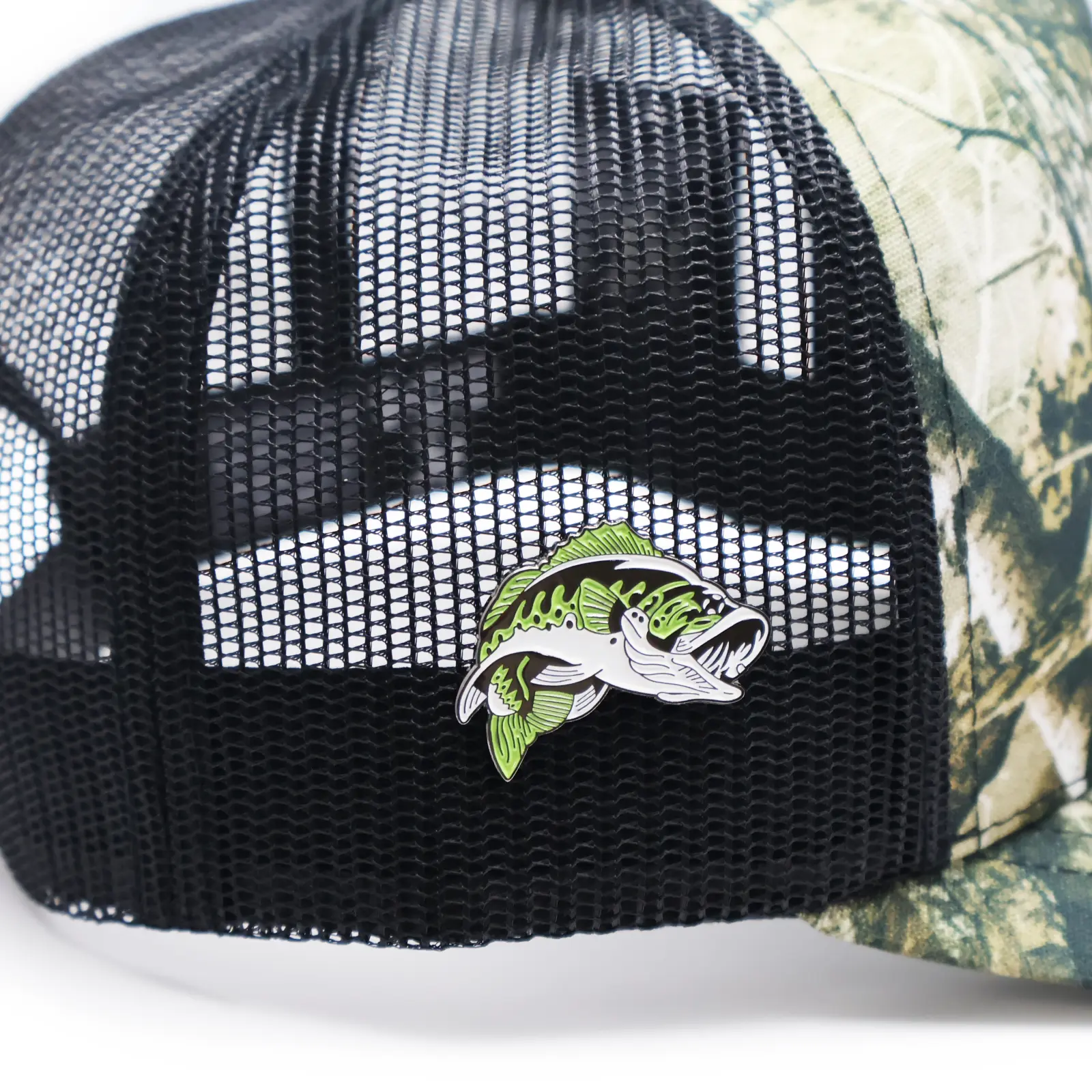 Solo Pesco Billete 804 Camo Trucker Hat – Mesh Back & Cotton Front