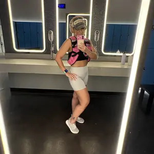 【SpringStatements】ZELUS Weighted Vests,6/8/12/16/20/25/30lbs weight vest with Detachable Phone Pouch&Reflective Stripes&Adjustable Straps| Exercise Equipment & Workout Enhancer for Motivational Walking, Strength Training, Running, Rucking