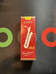 Vandoren SR3425R - JAVA Red Baritone Saxophone Reeds - 2.5 (5-pack)