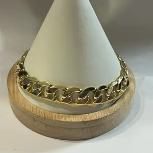 Brazalete de caballero cubana  laminado 14 medida 23cm