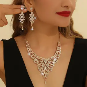 Women's 2-Piece Golden Zinc Alloy Earrings and Necklace Set, Inlaid with White Rhinestones, Ornate Hollow Design with Elegant Pendants, Earrings Set, Two-Piece,summervibes