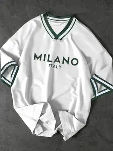 Men's Regular Fit Italy Flag & Letter Print Short Sleeve T-shirt, Casual Crew Neck Tee for Summer, Fashion Men's Top for Daily Wear, Socks