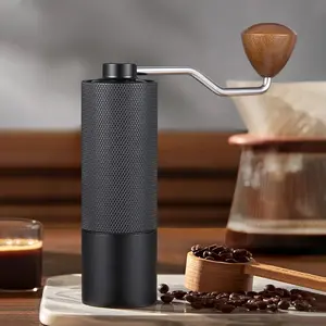 1pc professional manual coffee bean grinder.All-metal body material.Double bearings are fixed.About 25 grams of coffee beans can be ground at a time.Suitable for fresh powder, drip coffee, espresso and French coffee.