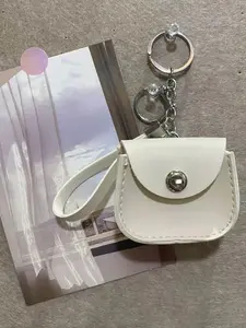 Mini Leather Earphone Storage Bag with Keychain, Cute Handmade Coin Purse Charm, Fits AirPods, Keys, Small Items Blind Box Hanging Accessory