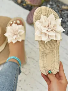 Women's Flower Decorated Slides, Casual Comfortable Flat Sandals for Summer, Boho Style Beach Slippers for Women & Girls, Shoe