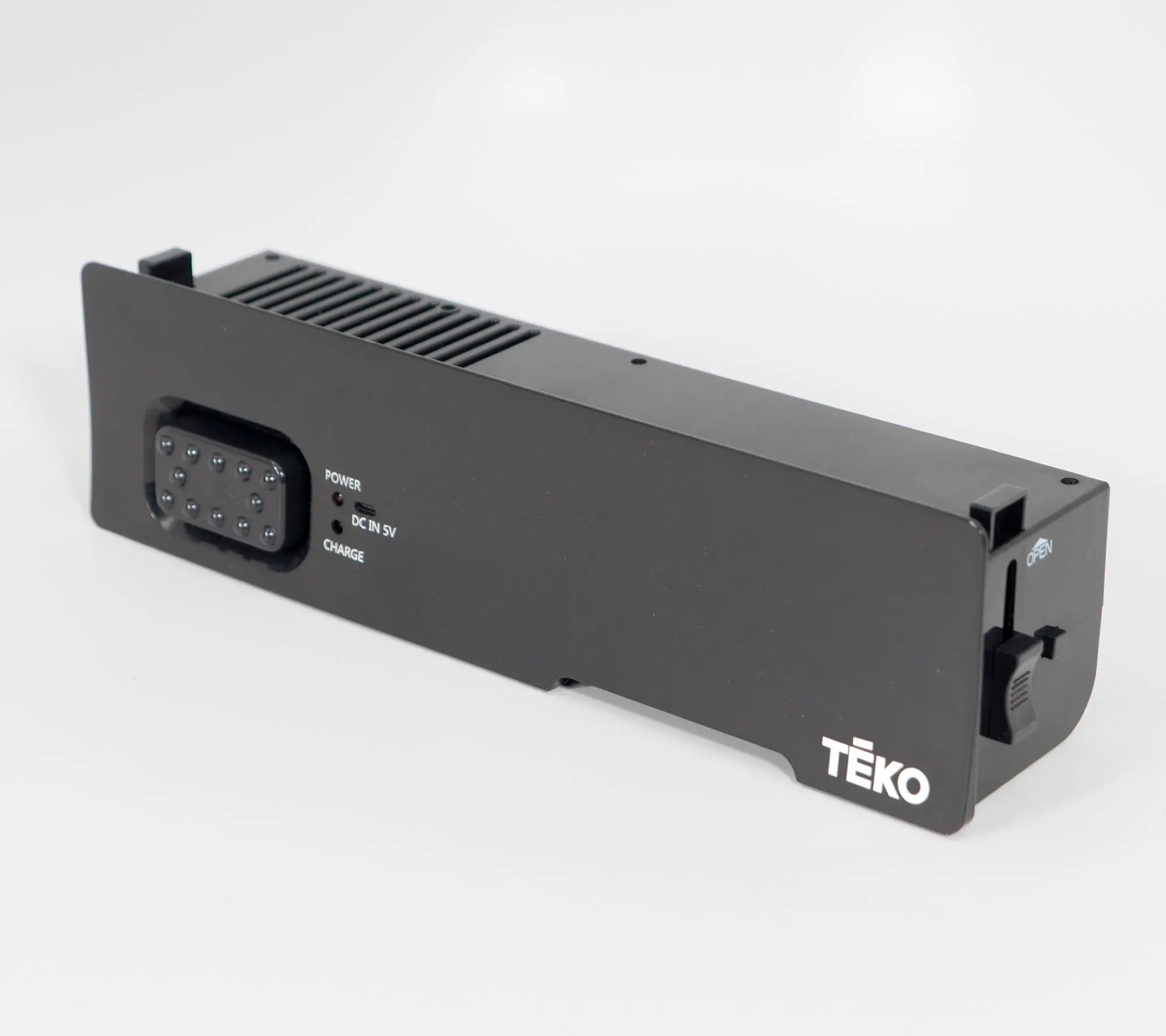 Teko Under Counter Toe Kick Vacuum Vacuum Teko Under Counter Toe Kick Vacuum Vacuum