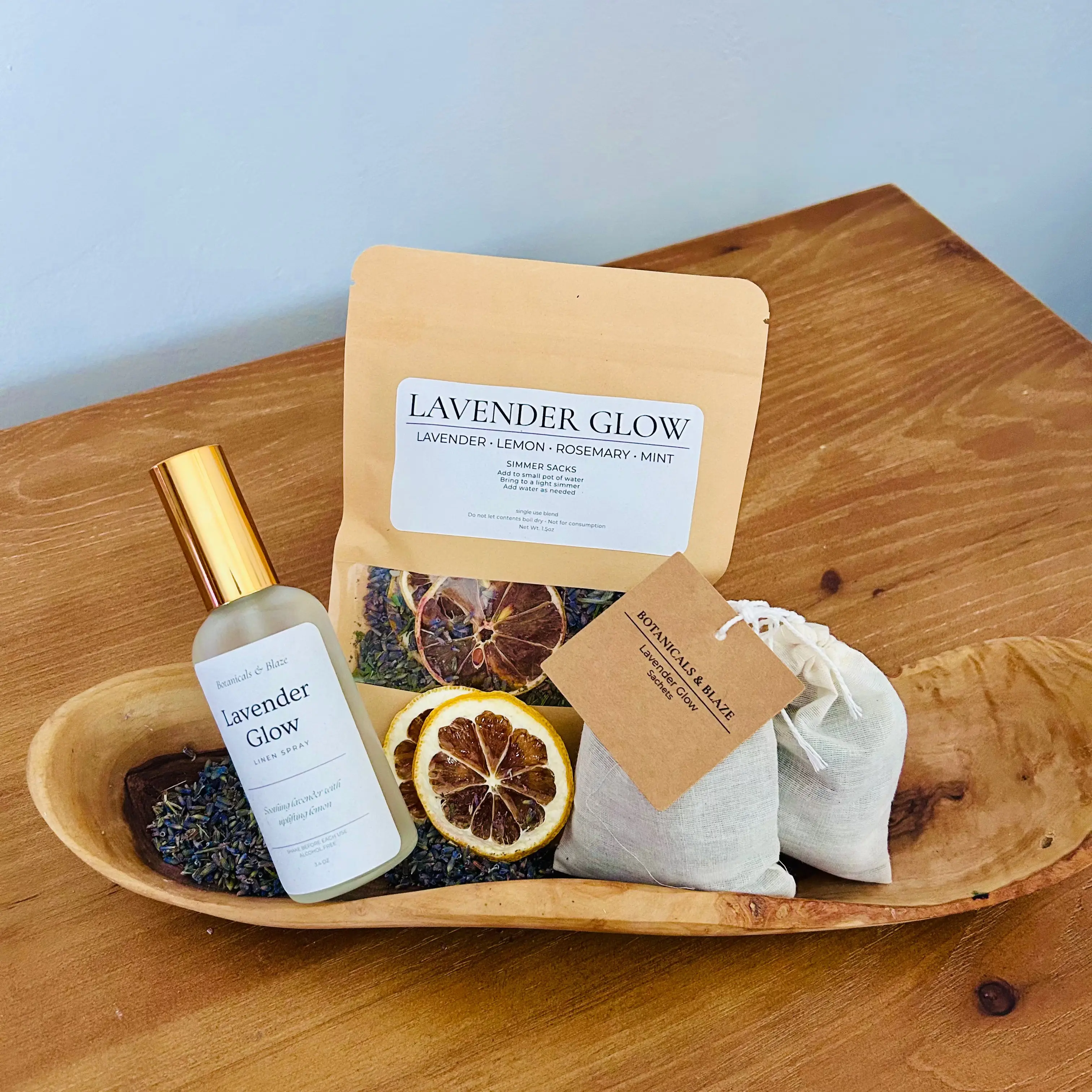 Botanicals and Blaze Lavender Glow Eco-Friendly Home Fragrance Freshener Bundle - All Natural Potpourri, 2 Simmer Sacks, 2 Scented Sachets, 1 Glass Bottle Linen Spray, Woody Casual Room Aroma Boost, Drawer Refresh