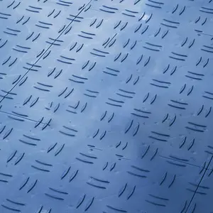 VEVOR Garage Tiles Interlocking, 12x 12x 0.53 inch 25 Pack Garage Floor Covering Tiles, Non-Slip Double-Sided Texture Garage Flooring Tiles, for Garages, Basements, Repair Shops, Red