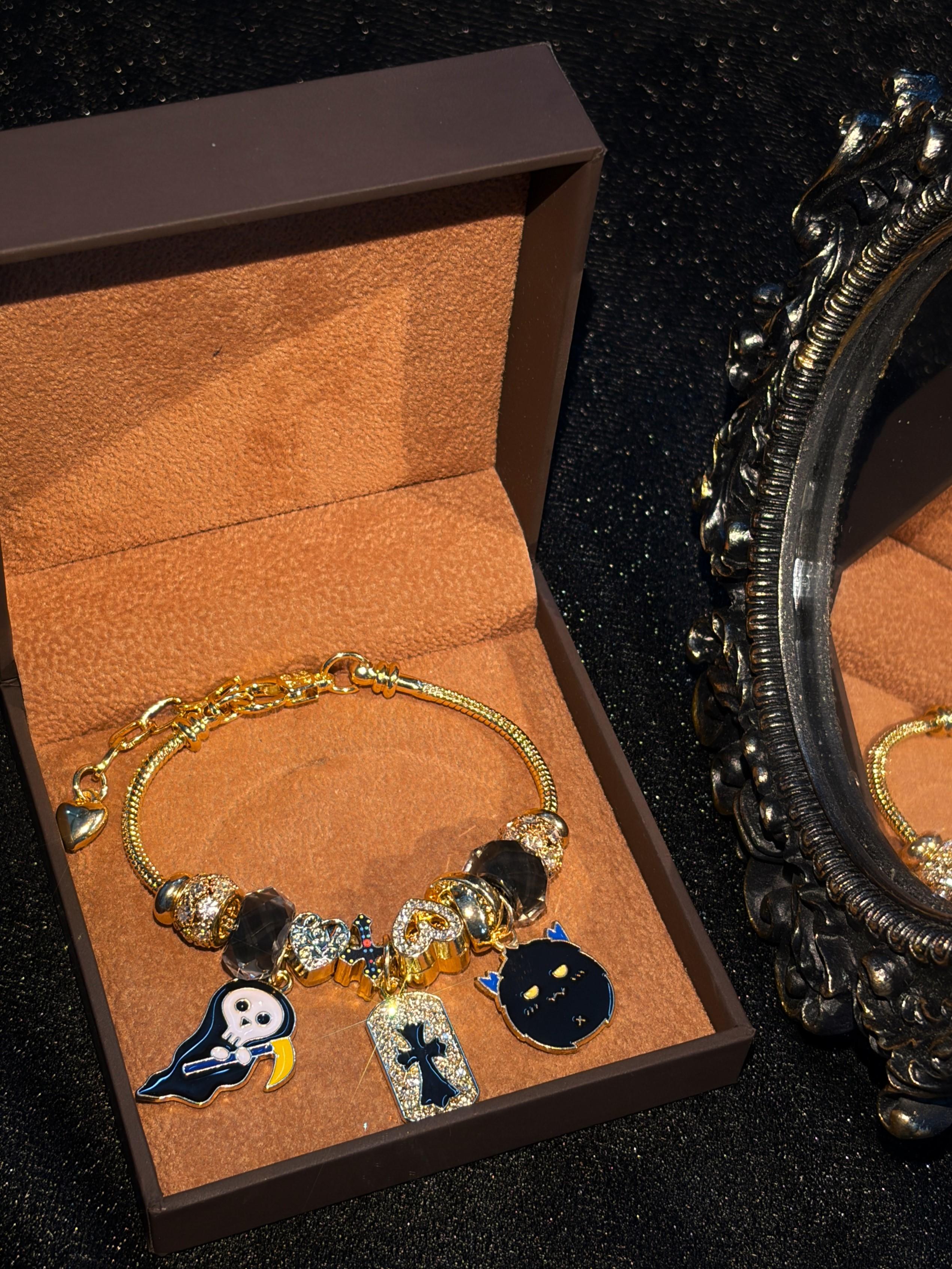 Gold Tone Gothic Beaded Charm Bracelet、Grim Reaper、Cross、Devil Heart Charms Bracelet、Dark Enamel Pendant Bracelet、Punk Party Layered Fashion Jewelry for Women Girls Gold Tone Gothic Beaded Charm Bracelet、Grim Reaper、Cross、Devil Heart Charms Bracelet、Dark Enamel Pendant Bracelet、Punk Party Layered Fashion Jewelry for Women Girls