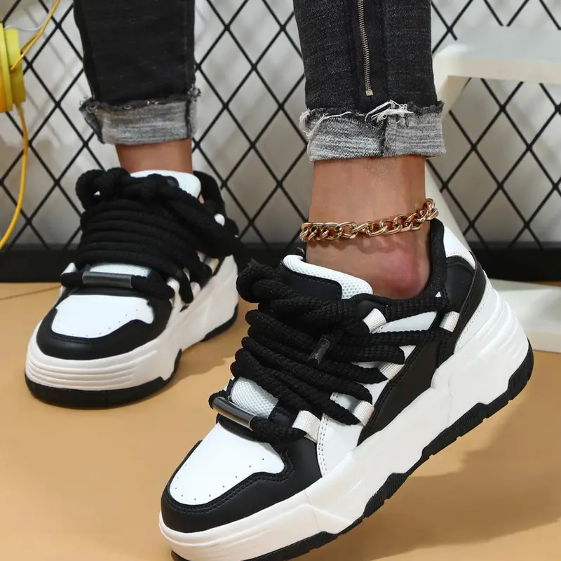 Fashion Colorblock Lace Up Trainers Skate Shoes, Casual Comfortable Athletic Sports Shoes for Daily Wear, Gym Shoes, Female All-match Round Toe Shoes for Daily Wear, Footwear, Sneaker