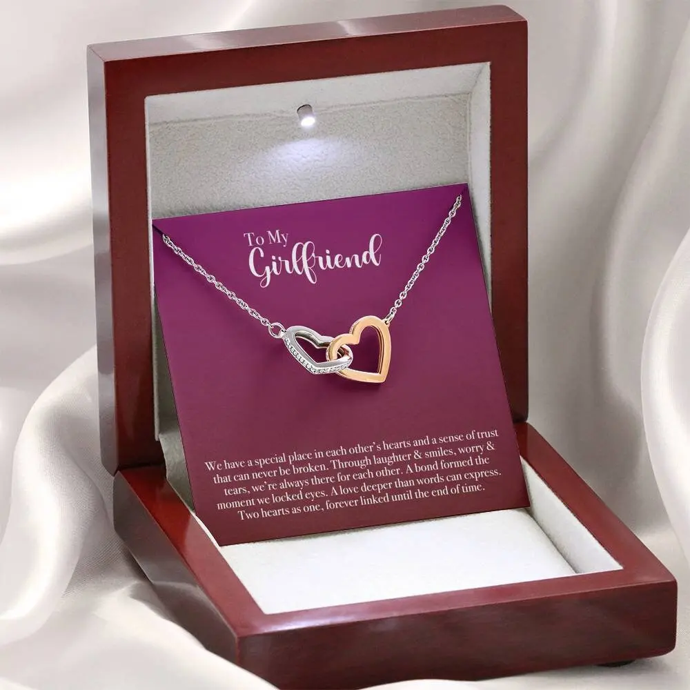 Interlocking Hearts Necklace Gift for Girlfriend - String of Hearts Necklace with Meaningful Message Card Inside