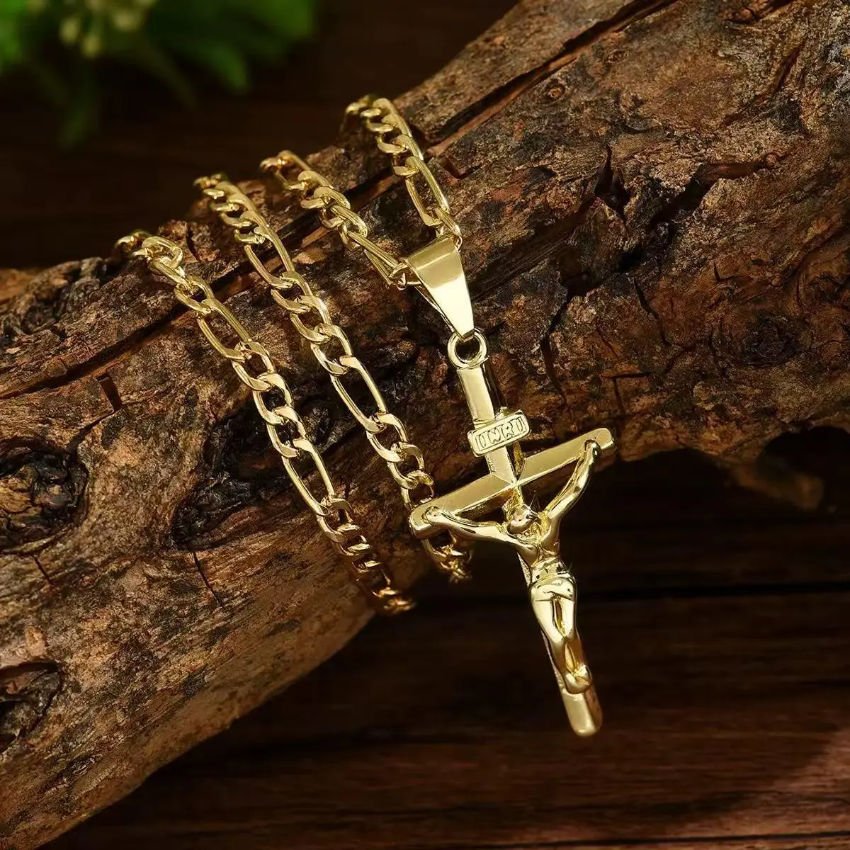 Classic Crucifix Pendant Necklace, Unisex Alloy Jewelry with Cross Chain Design - Long Length Necklaces, Exquisite Jewelry Gift, Gold Tone, Faith-Based Fashion
