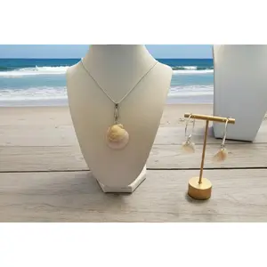 Scallop Shores Shell Jewelry Set
