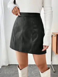High Waist PU Leather Short Skirt for Women, Chic Stylish Half-Length Design, Perfect for Casual and Formal Occasions, Comfortable and Durable